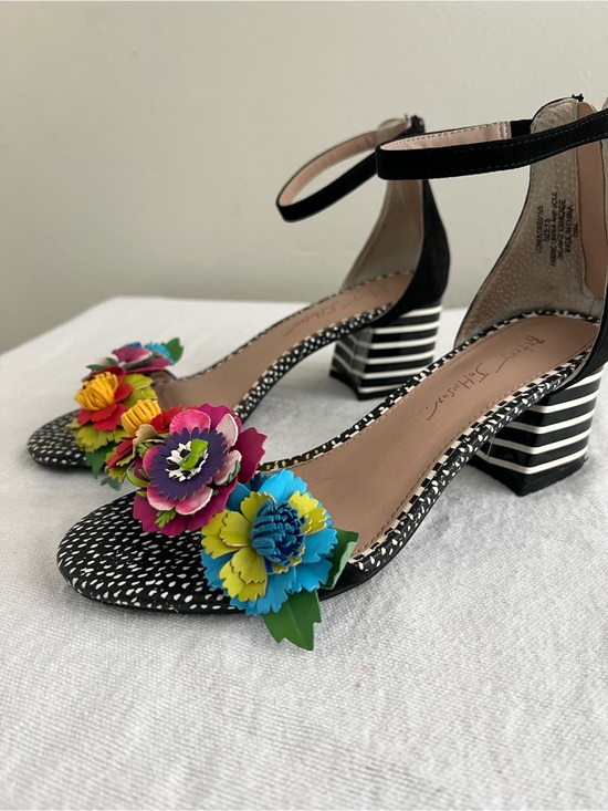 Betsey Johnson Shoes - Betsey Johnson Floral Appliqué Ankle Strap Heels 7.5 Black Stripe Block Heel